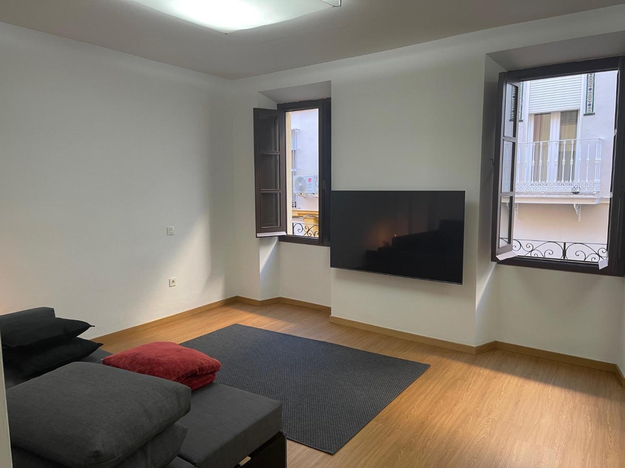 Apartamento Calle Rodrigo De Triana Con Opcion De Parking Севилья Экстерьер фото