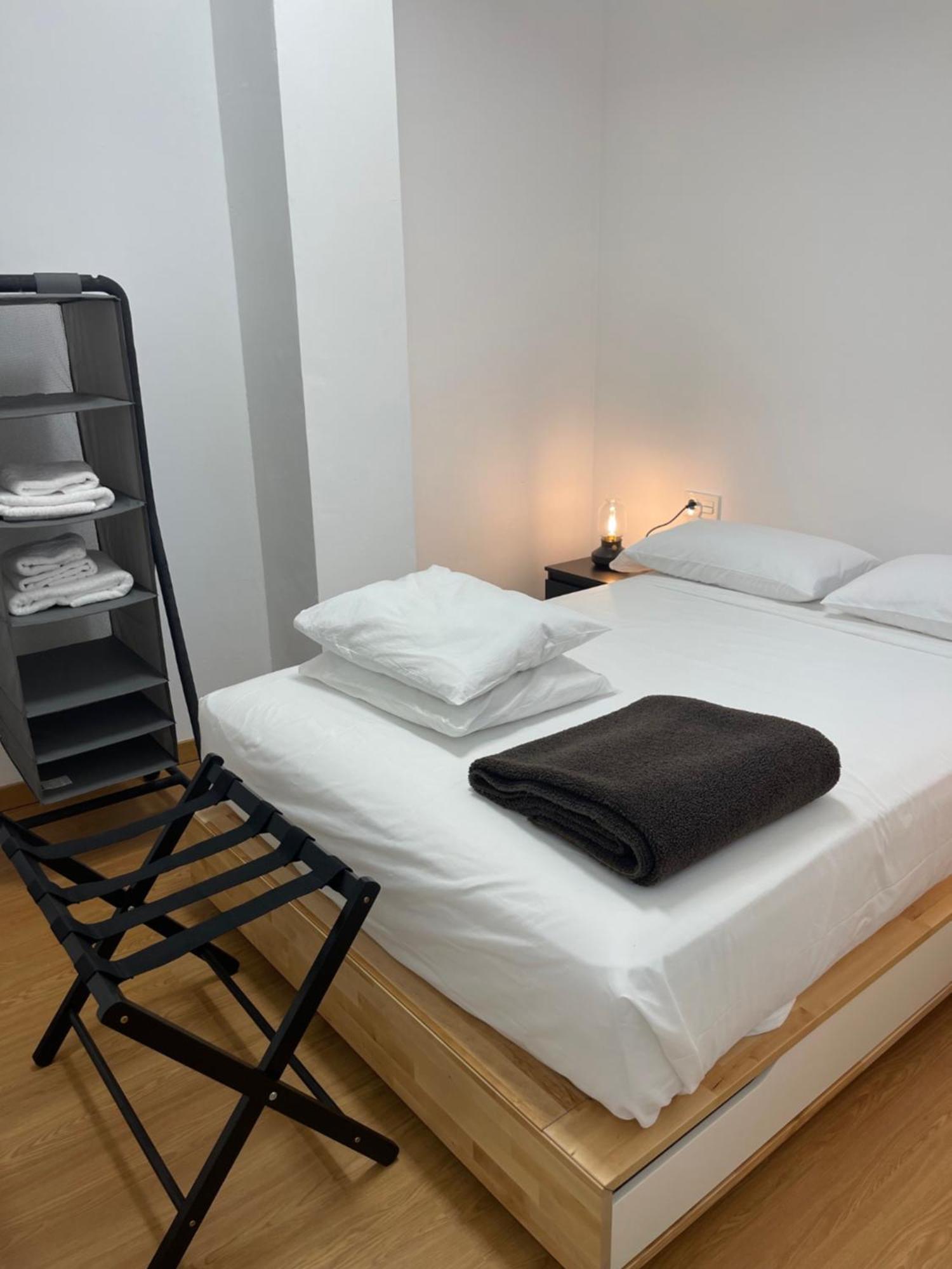 Apartamento Calle Rodrigo De Triana Con Opcion De Parking Севилья Экстерьер фото
